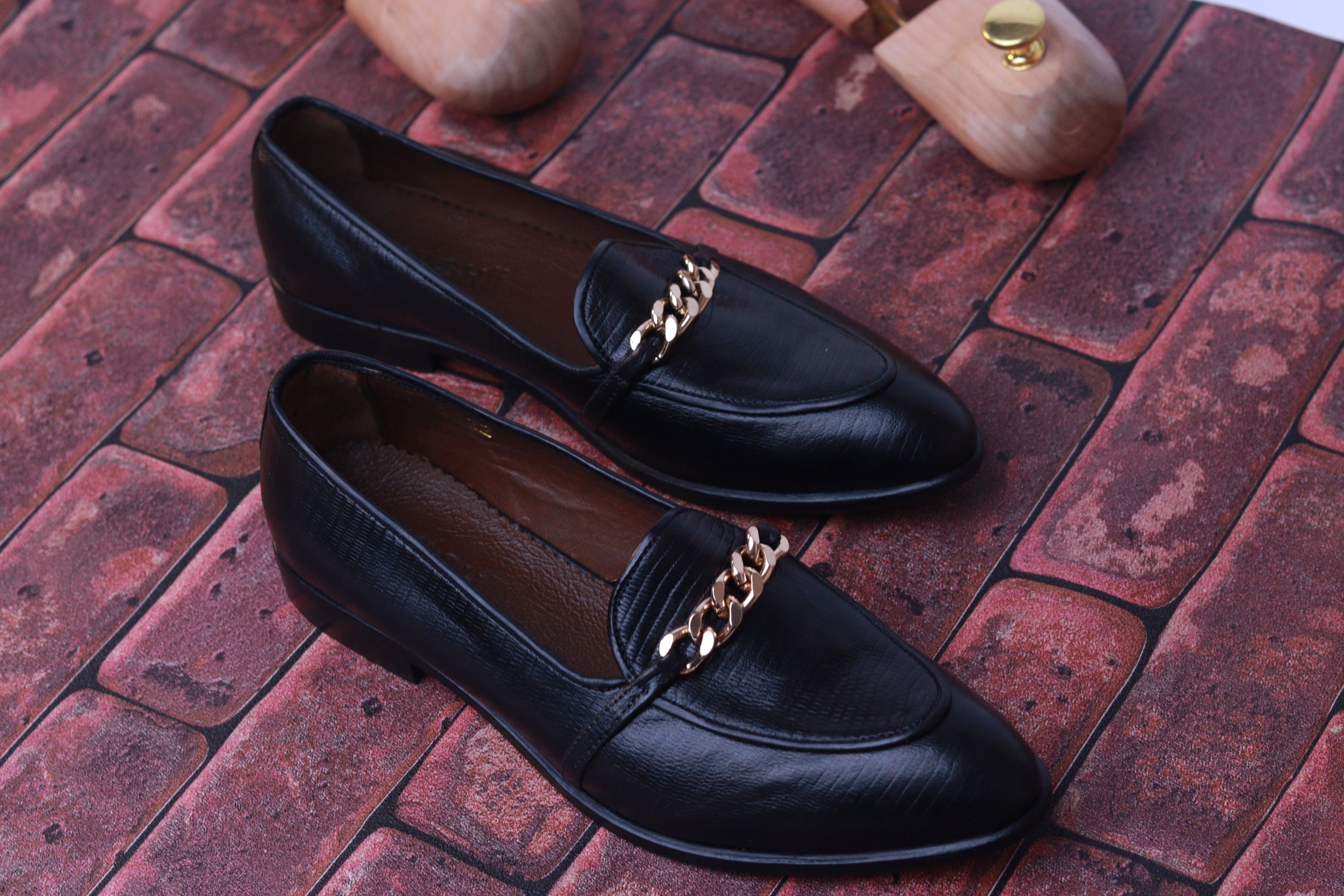 Lady Salma (Black Leather) - Nyashii Leather