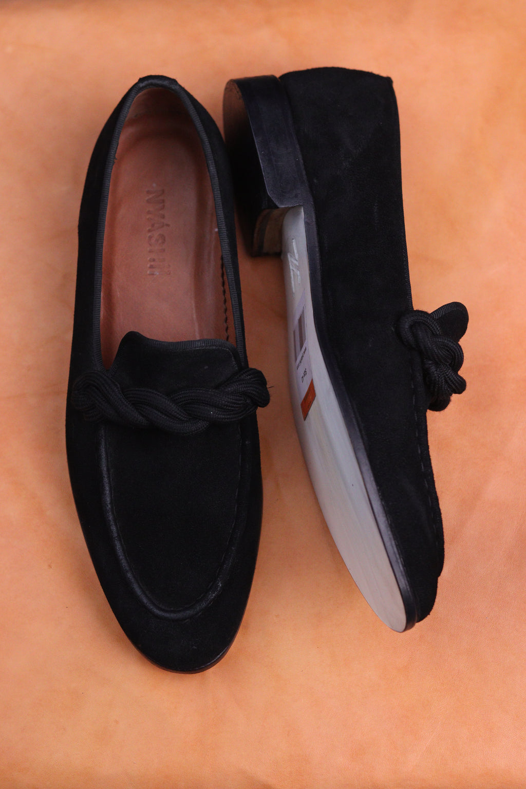 Velvet Rope Suede Shoes (Black)