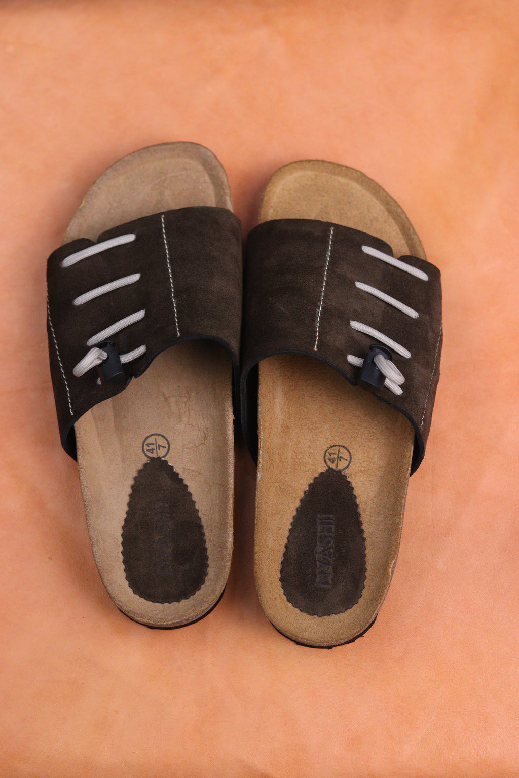 Tinum Leather Slippers