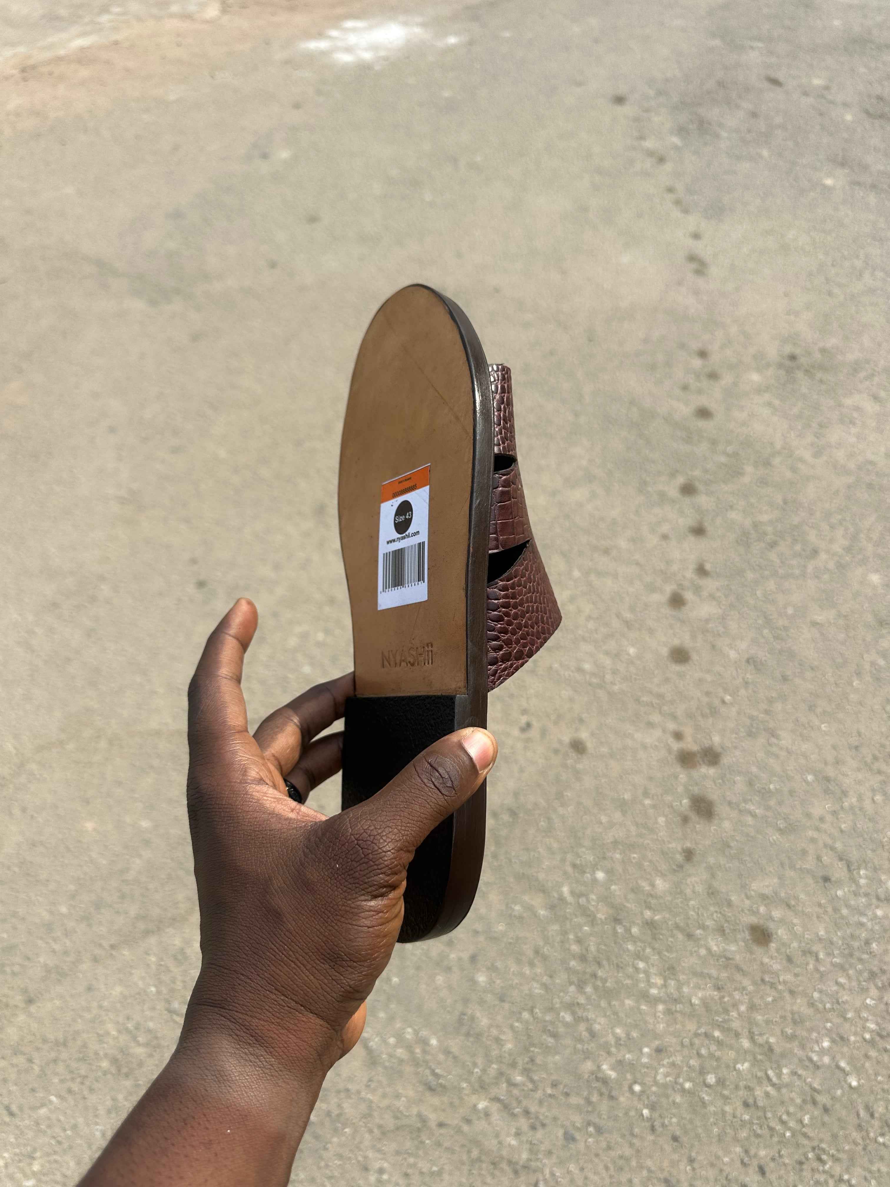 Mai Kano Leather Slippers