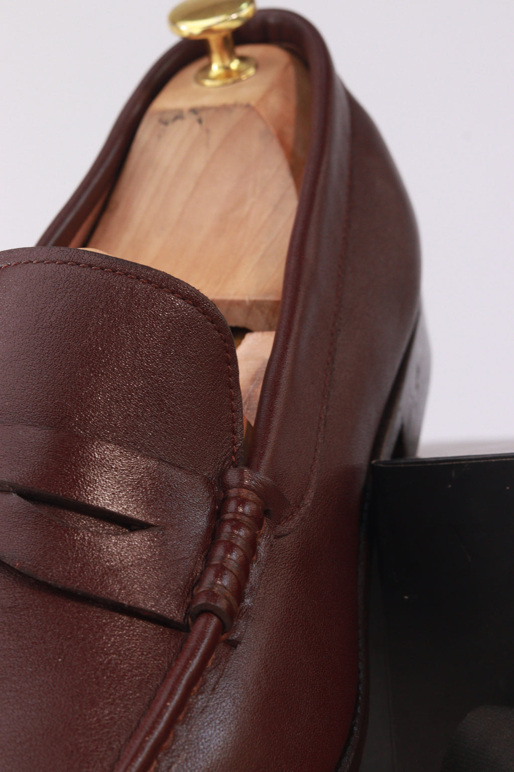 Mr Darcy Formal Leather - Nyashii Leather