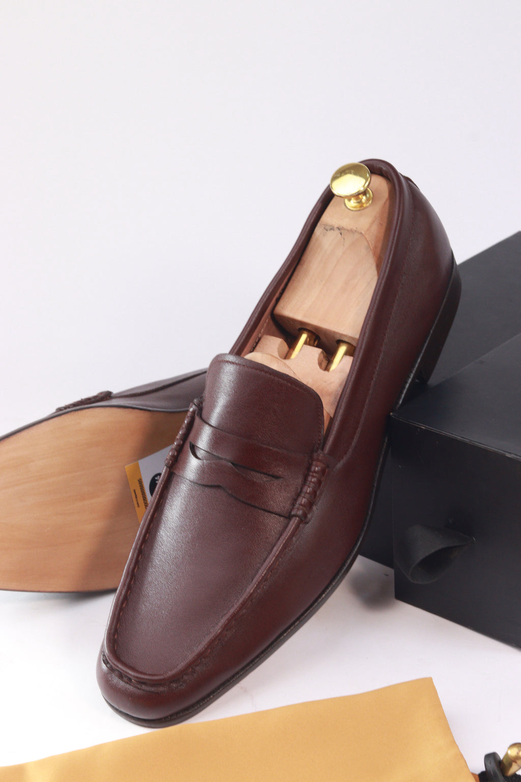 Mr Darcy Formal Leather - Nyashii Leather